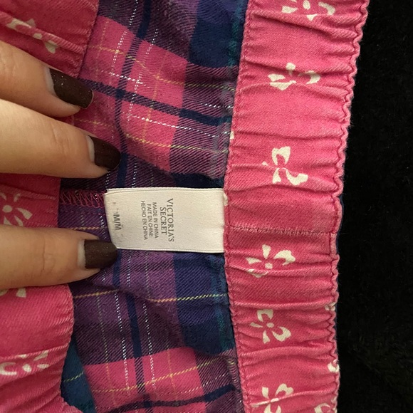 Victoria secret sleep shorts - Picture 2 of 4